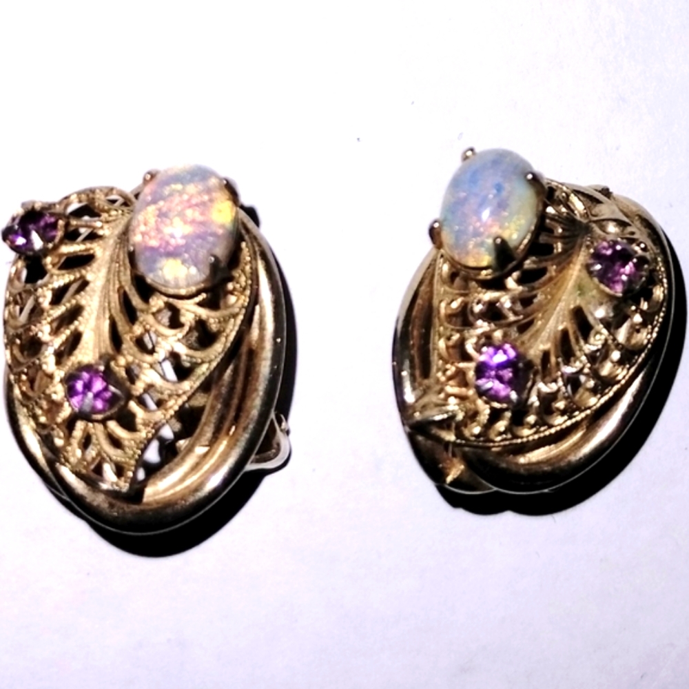 Vtg Foil Faux Fire Opal Dragons Breath Harlequin Leaf  Rhinestone Clip Earrings